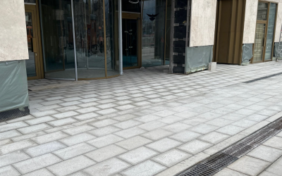 Hotel Königshof: Gestaltung Vorplatz